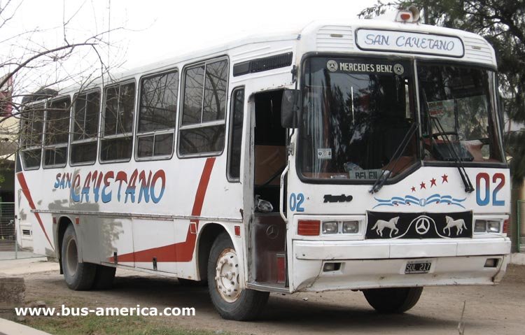 Mercedes-Benz OH 1319 - Platacar - San Cayetano
