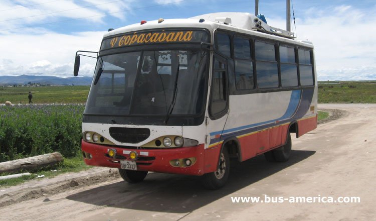 Mitsubishi Fuso - San Bernardo - Virgen de Copacabana
