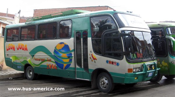 Nissan Condor - Fadecar
