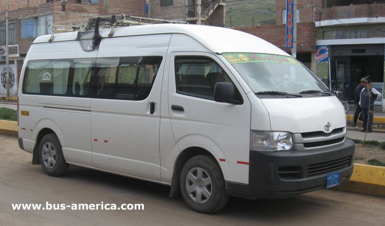 Toyota Hiace (en Per) - San Miguel
RUC 028
