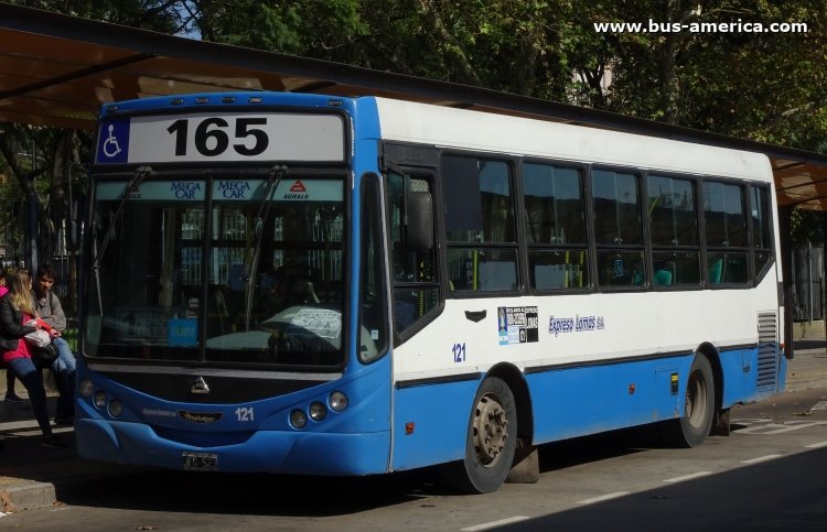 Agrale MT 12.0 LE - Metalpar Iguazú 2010 - Exp. Lomas
JFG523

Línea 165 (Buenos Aires), interno 121
