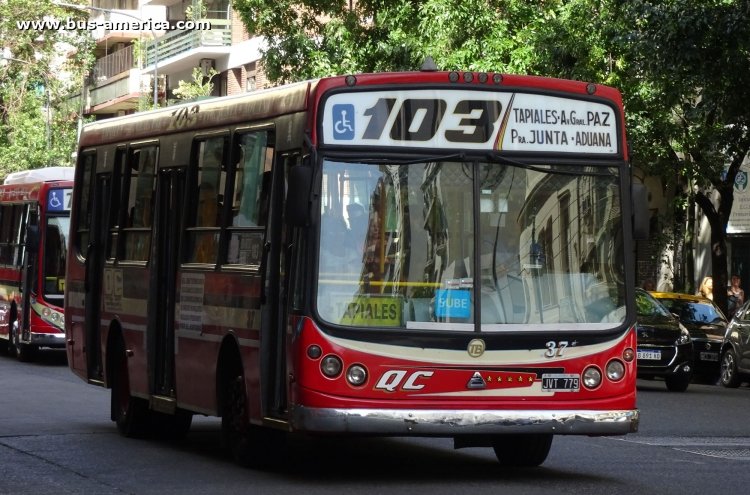 Agrale MT 12.0 LE - Todo Bus Pompeya - QC
JVT 779

Línea 103 (Buenos Aires), interno 37


Archivo originalmente posteado en marzo de 2018
