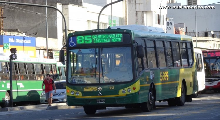 Agrale MT 15.0 LE - Todo Bus Pompeya II - SAES
OSK 952

Línea 85 (Buenos Aires), interno 23



Archivo originalmente posteado en ¿junio? de 2018
