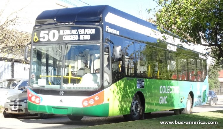 Agrale MT 17.0 LE - Todo Bus Pompeya III - NUDO
Línea 50 (Buenos Aires), interno 4301



Archivo originalmente posteado en mayo de 2019
