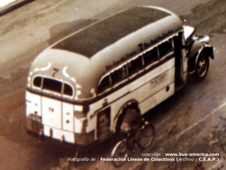 Chevrolet - Industría Argentina - 12 de Octubre
Fotografía para : Federación Líneas de Colectivos ,de Bs.As.
Archivo           : Camara Empresaria del Autotransporte de Pasajeros (ex F.L.C.)
Reprodución     : Anibal T.
(imagen segmentada de panorámica)
