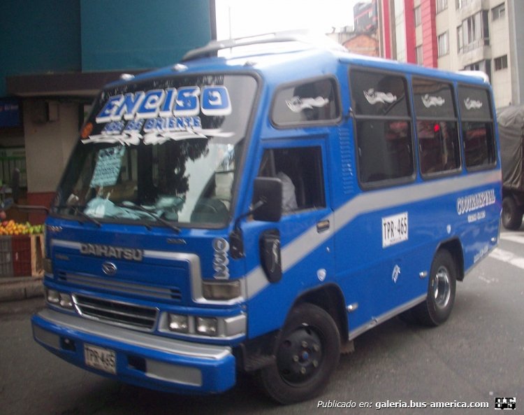 Daihatsu Delta - Metrocar - Cootranspinal
TPR-465

Ruta 087 (Medellín), unidad 032
