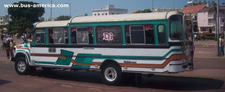 Dodge 600 - Blue Bird - Vehitrans
UAG361
http://galeria.bus-america.com/displayimage.php?pid=31254
