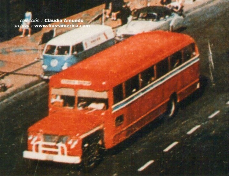 Dodge - Socoseg - Buses Cerro Baron
Fotografo : ¿?
Extracto de imagen panorámica de Valparaiso
Colección y gentileza : Claudia Amuedo
