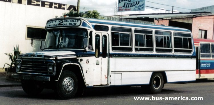 Ford B-7000 - Biglia - Peruzzo
