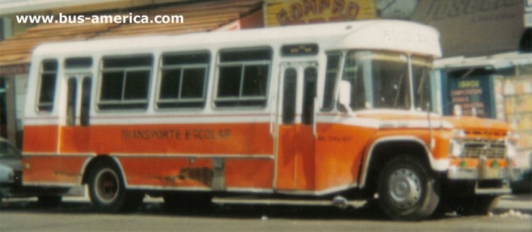 Ford F-600 - Paya - Transporte Escolar
