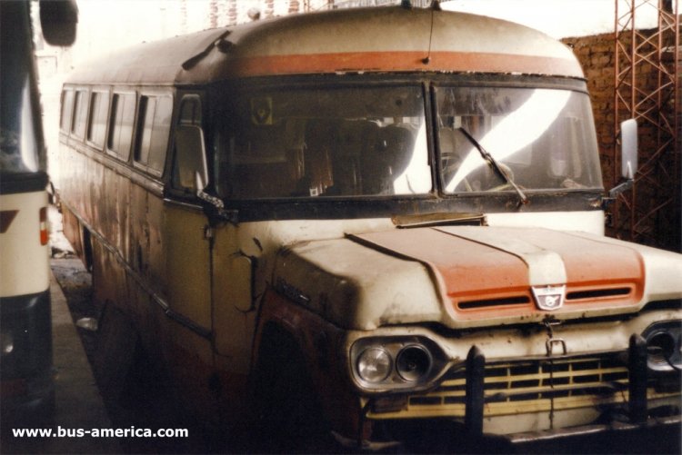 Ford - Varese - Martinez
X.274542
http://galeria.bus-america.com/displayimage.php?pos=-24179
http://galeria.bus-america.com/displayimage.php?pos=-24239
