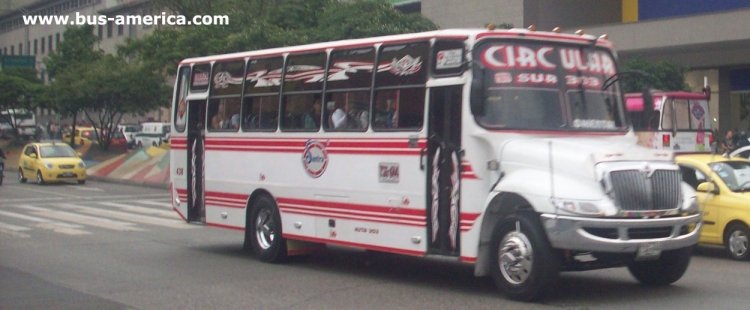 International 3300 CE - Reparbus - Santra
Ruta 303 (Medellín)

