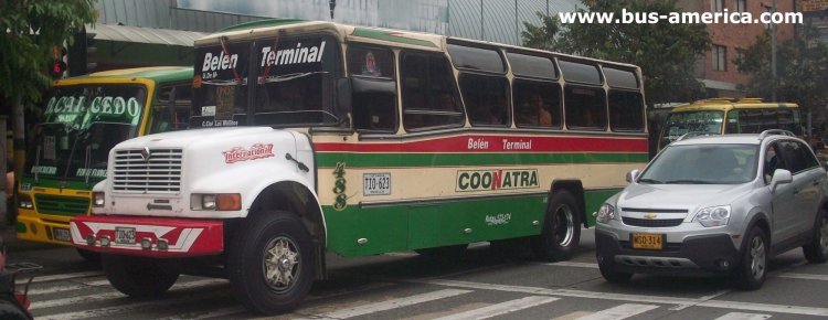 International 4700 - Superior - Coonatra
TIO623
http://galeria.bus-america.com/displayimage.php?pos=-24358
