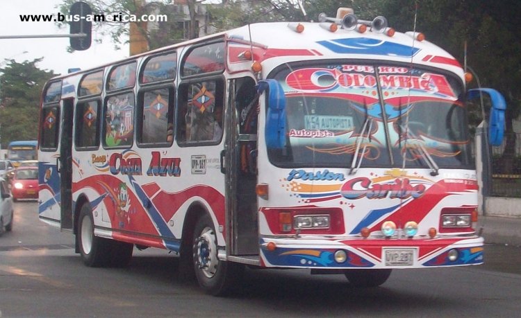 Isuzu LT 500 - Independiente - Costa Azul
UVP-287

Ruta 1 (Barranquilla)
