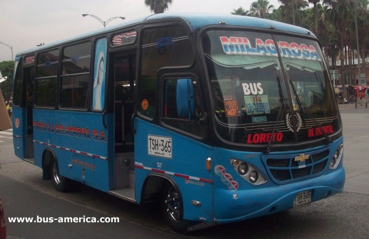 Isuzu NPR - Invicta - Flota La Milagrosa
TSH-365

Ruta 110 (Medellín)
