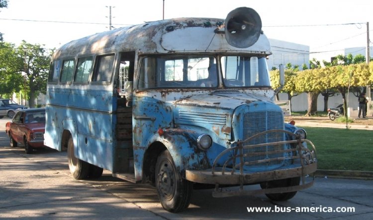 Mercedes-Benz L 312 - Coop. San Martn
