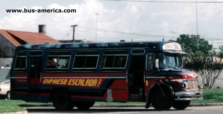 Mercedes-Benz LO 1114 - Ala - Expreso Escalada
¿C.1094567?
Empresa que tomó el corte de pintura de la La Vecinal de Matanza al adquirir unidades usadas de dicha empresa
