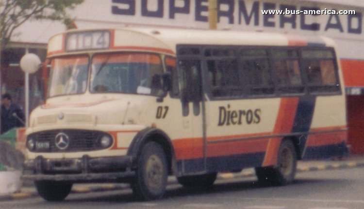 Mercedes-Benz LO 1114 - Crovara - Dieros
Línea 104 (Rio Gallegos), interno 07
