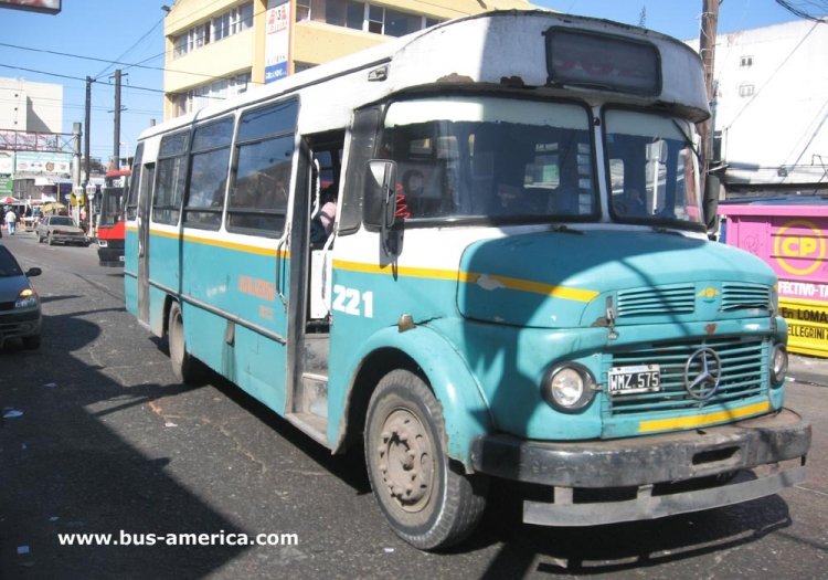 Mercedes-Benz LO 1114 - Fram 80/3 - Malvinas Argentinas
C.1401711 - WMZ575
