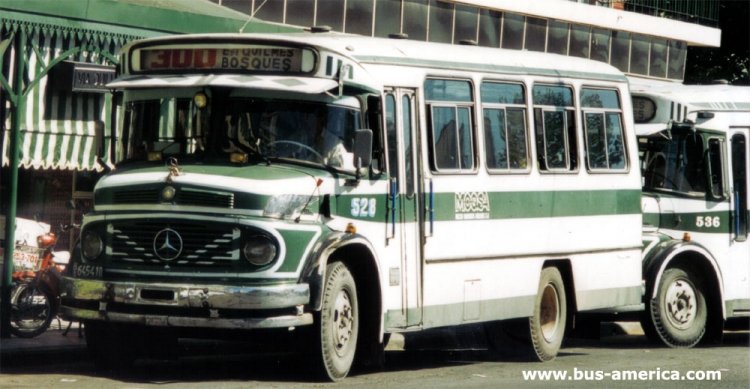 Mercedes-Benz LO 1114 - MOQSA 80/1 - M.O.Q.S.A.
B.1645410

Línea 300 (Prov. Buenos Aires), interno 528
