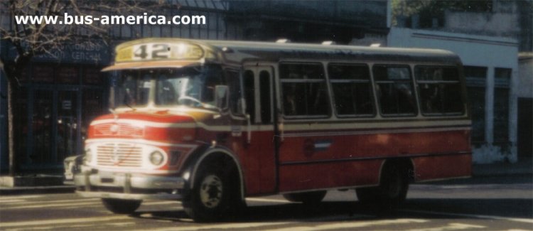 Mercedes-Benz LO 1114 - San Juan - Colegiales
