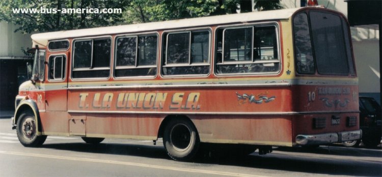 Mercedes-Benz LO 1114 - Simpla - La uni�n
�B.1886212?
Para consultar la historia de esta carrocer�a ver nota de Gustavo A. Del Manzo en [url=http://www.busarg.com.ar/simpla.htm]http://www.busarg.com.ar/simpla.htm[/url]
