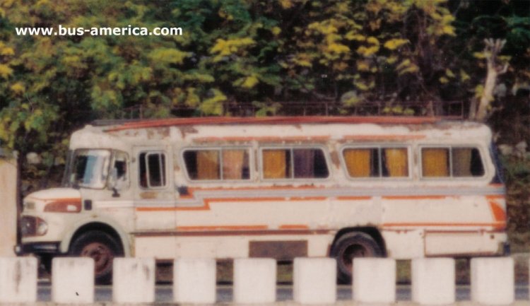 Mercedes-Benz LO 1114 - Luna - Escolar
