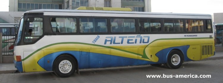 Mercedes-Benz O 370 RS (en Bolivia) - El Alteño
¿805LKC?
