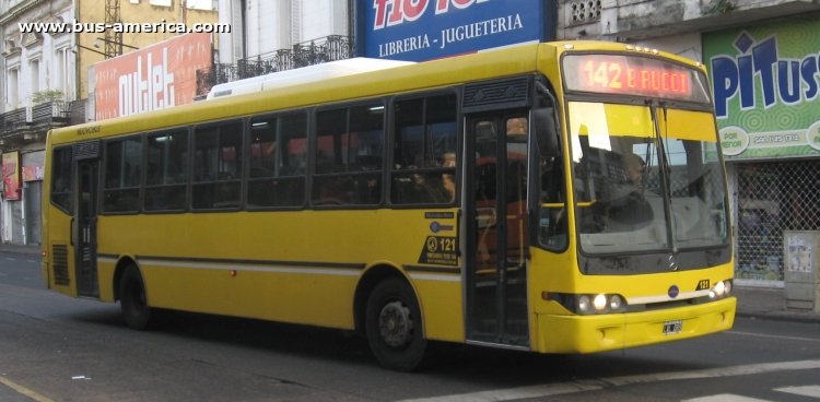 Mercedes-Benz O 500 U - Nuovobus - Rosario Bus
LVL 089

Línea 142 Roja (Rosario), interno 121
