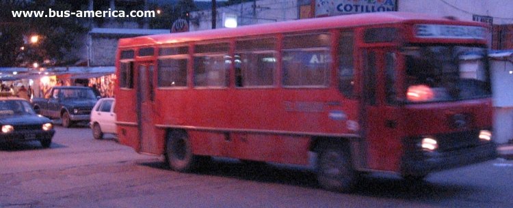 Mercedes-Benz OF 1214 - La Preferida 3 , El Trapiche - El Urbano
El Urbano (S.S.Jujuy), interno 9
