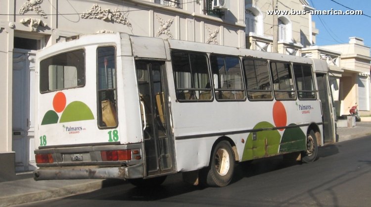 Mercedes-Benz OF 1215 - Bus Tango PH 0037U - Palmares
B.2552891 - TAT755

Línea 3 (Concordia), interno 18
Ex Línea 166 (Buenos Aires), interno 35 hasta mediados de 2006
