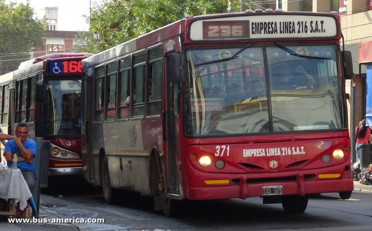 Mercedes-Benz OF 1418 - BiMet Corbus - Línea 216
IAS 905

Línea 236 (Prov. Buenos Aires, dentro Pdo. Morón), interno 371



Archivo originalmente posteado en marzo de 2018
