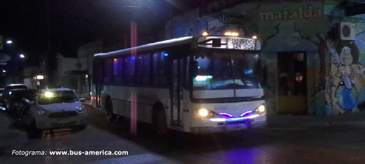 Mercedes-Benz OF 1417 - Bi-Met Corbus - Buses del Uruguay
FTV294
[url=http://galeria.bus-america.com/displayimage.php?pid=43599]http://galeria.bus-america.com/displayimage.php?pid=43599[/url]

Línea 4 (Concepción del Uruguay), interno 8
