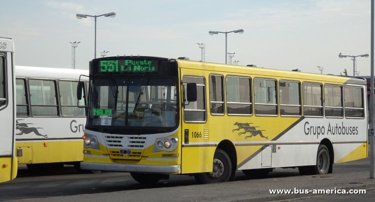 Mercedes-Benz OF 1722 - La Favorita - Grupo Autobuses
LUF 397

Línea 551 (Pdo. Lomas de Zamora), interno 1066
Ramal ex línea 532
Al momento de la foto, recientemente desaparecida




Archivo originalmente posteado en julio de 2019
