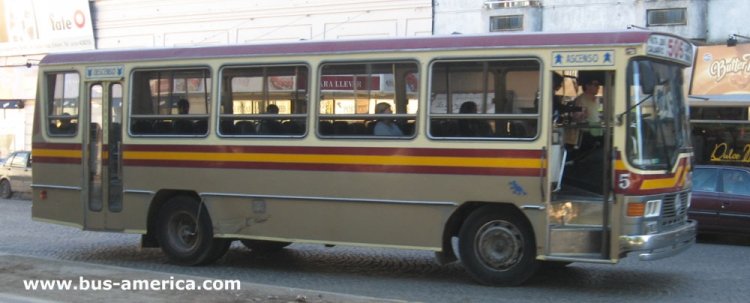 Mercedes-Benz OF 1214 - La Favorita - Gral. Belgrano
