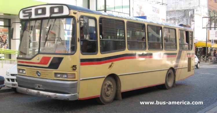 Mercedes-Benz OH 1316 - Splendid - 9 de Julio
