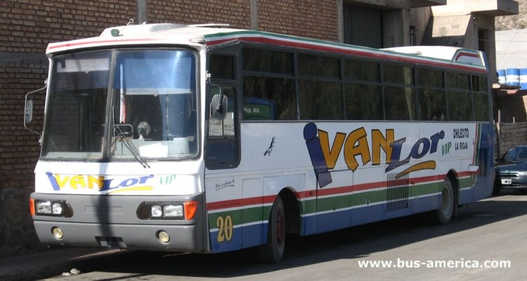 Mercedes-Benz OH 1521 - Carlos Decaroli - IvanLor
