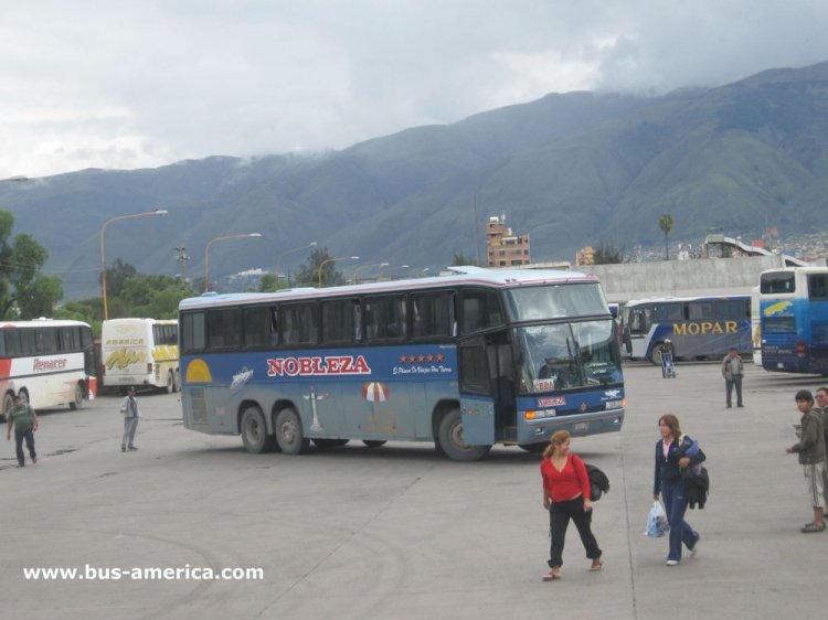 Mercedes-Benz O 400 RSD - Marcopolo Paradiso GV 1150 (en Bolivia) - Nobleza
