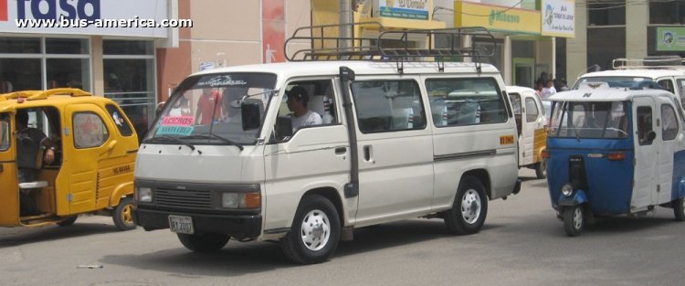 Nissan Caravan E24 (en Perú) 
RY-2002
