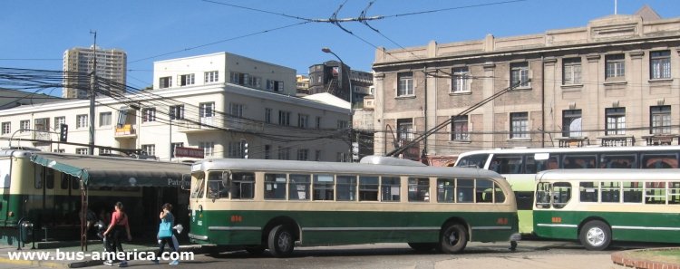 Pullman-Standard 800 TC (en Chile) - Trolebuses de Chile
CX2349
http://galeria.bus-america.com/displayimage.php?pos=-18990
