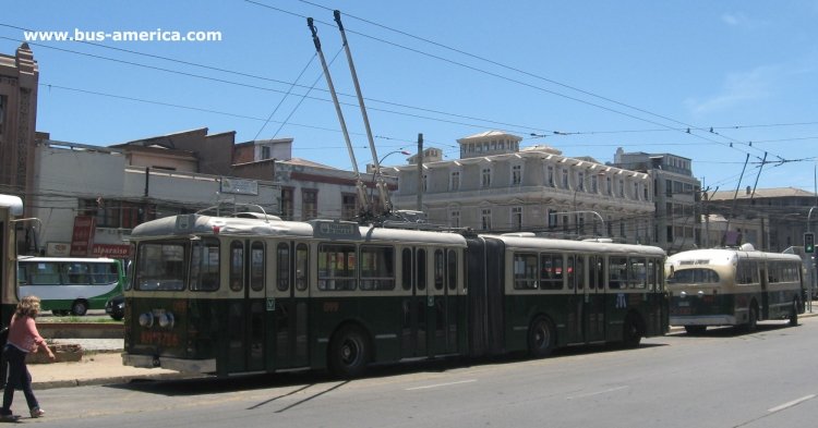 Berna - SWS 4 TPA (en Chile) - Trolebuses de Chile
KN3786
http://galeria.bus-america.com/displayimage.php?pos=-19501

Línea 801 (Valparaíso), interno 099
