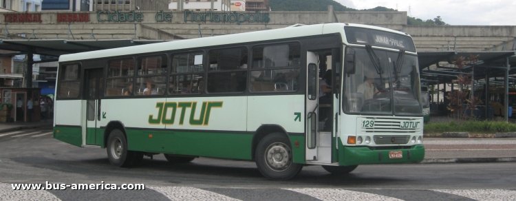 Volksbus 16.180 CO - Marcopolo Torino GV - Jotur
LWX8334

Linha 35 ramal 4 (Santa Catarina), unidad 129
