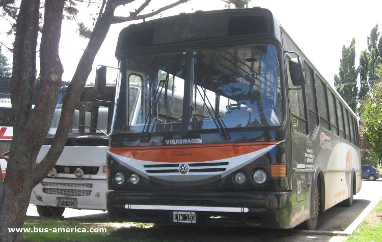 Volksbus 17.210 OD - Galicia Orensano - Transp. Castelli
ETW193
http://galeria.bus-america.com/displayimage.php?pid=33014
http://galeria.bus-america.com/displayimage.php?pid=33015
