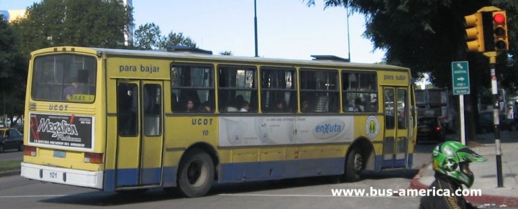 Volvo B58 - Caio Vitoria (en Uruguay) - UCOT
