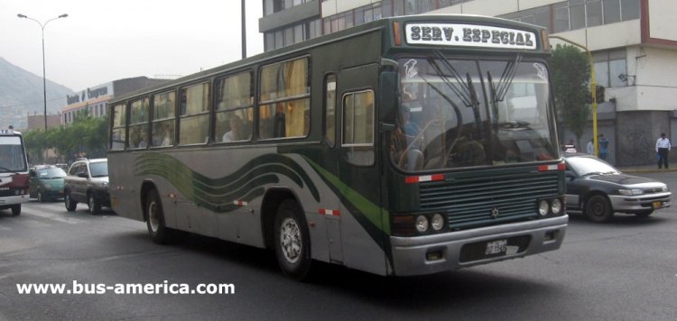 Volvo B-58 - Marcopolo Torino G4 (en Perú)
UZ5449
