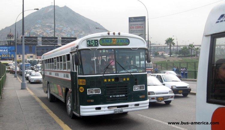 Blue Bird (en Perú) - ETINSA
UO5260

Ex línea 35
