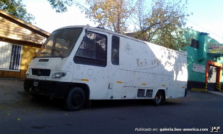 CARROCERIA MARRI SRL MENDOZA
FOTOGRAFIA JAR2000
Palabras clave: MINIBUS