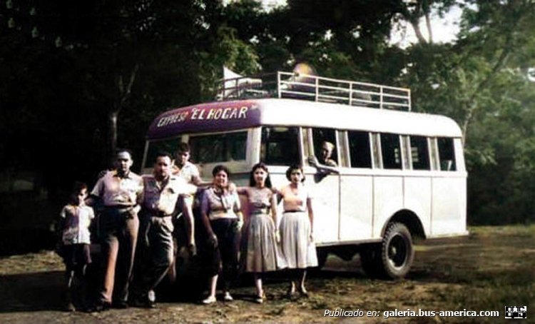 Ford - TILO DIESEL - Exp. El Hogar
Exp. El Hogar (Misiones)

FOTOGRAFIA COLECCION y gentileza: Roberto Gutierrez
PASADA A COLOR: JAR2000
Extraída de: Eldorado en el Recuerdo, en facebook

Palabras clave: LARGA DISTANCIA