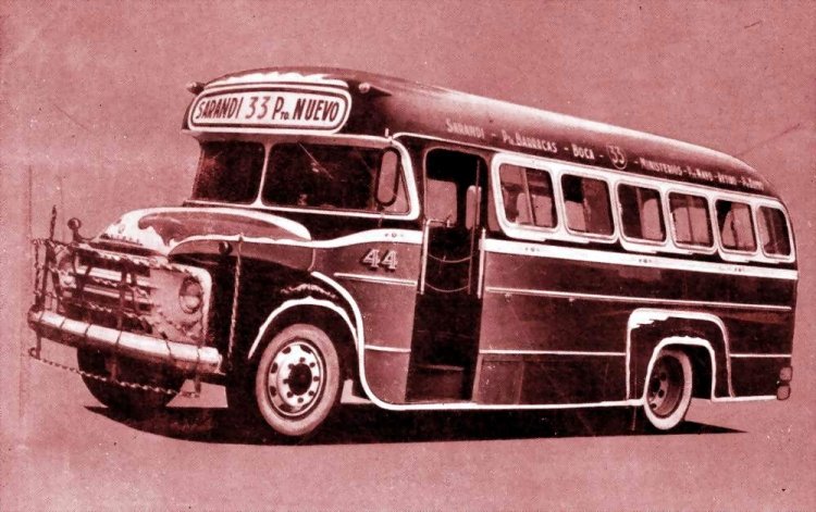 Bedford J6LZ1 - Mitre - Alte. Brown
[url=https://bus-america.com/galeria/displayimage.php?pid=19647]https://bus-america.com/galeria/displayimage.php?pid=19647[/url]

Línea 33 (Buenos Aires), interno 44
Palabras clave: URBANO