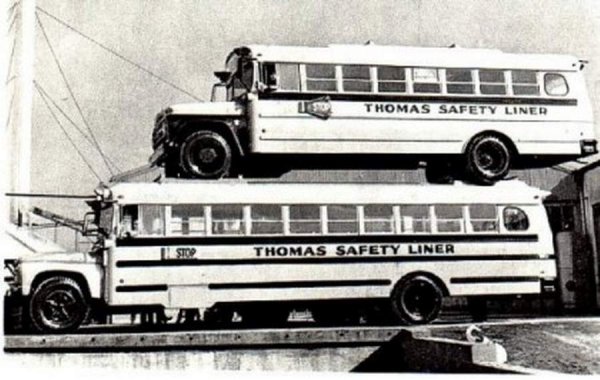 THOMAS EXPORTACION
CARROCERIAS TOMAS EEUU
Palabras clave: THOMAS